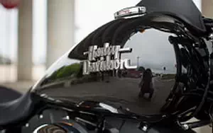 Desktop wallpapers motorcycle Harley-Davidson Dyna Street Bob - 2016