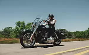 Desktop wallpapers motorcycle Harley-Davidson Dyna Switchback - 2016