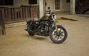 Desktop wallpapers motorcycle Harley-Davidson Sportster Iron 883 - 2016