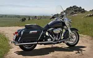 Motorcycles wallpapers Harley-Davidson Touring Road King - 2012