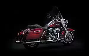 Desktop wallpapers motorcycle Harley-Davidson Touring Road King - 2014