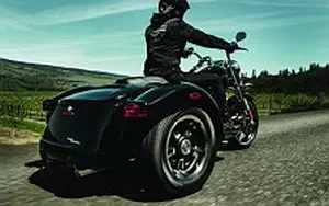 Desktop wallpapers motorcycle Harley-Davidson Trike Freewheeler - 2015