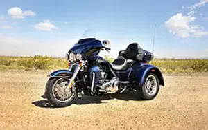 Desktop wallpapers motorcycle Harley-Davidson Trike Tri Glide Ultra Classic - 2014
