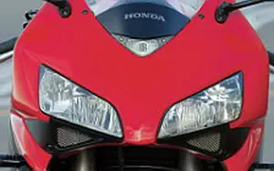 Motorcycles wallpapers Honda CBR1000RR - 2004