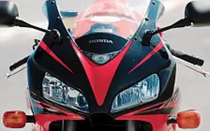 Desktop wallpapers motorcycle Honda CBR1000RR - 2006