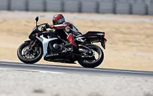 Desktop wallpapers motorcycle Honda CBR600RR - 2007