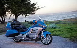 Desktop wallpapers motorcycle Honda Gold Wing - 2012