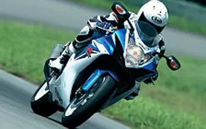 Desktop wallpapers motorcycle Suzuki GSX-R600 - 2011