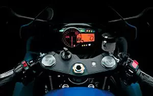 Desktop wallpapers motorcycle Suzuki GSX-R750 - 2011