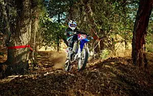 Desktop wallpapers motorcycle Yamaha YZ250FX - 2015