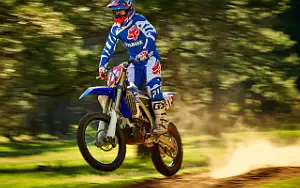 Desktop wallpapers motorcycle Yamaha YZ450FX - 2017