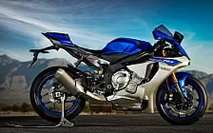 Desktop wallpapers motorcycle Yamaha YZF-R1 - 2015