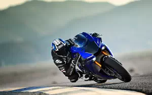 Desktop wallpapers motorcycle Yamaha YZF-R1 - 2018