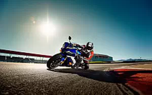 Desktop wallpapers motorcycle Yamaha YZF-R6 - 2011