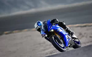 Desktop wallpapers motorcycle Yamaha YZF-R6 - 2018