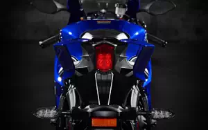 Desktop wallpapers motorcycle Yamaha YZF-R6 - 2018